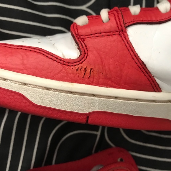 Nike Sb dunk high future court red dream team red 
Size 9.5 - Picture 2 of 14